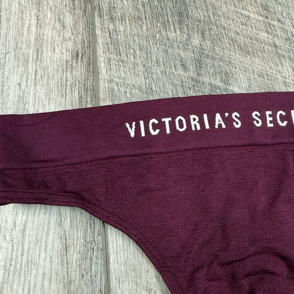 VS Plum Thong - Picture 3 of 8